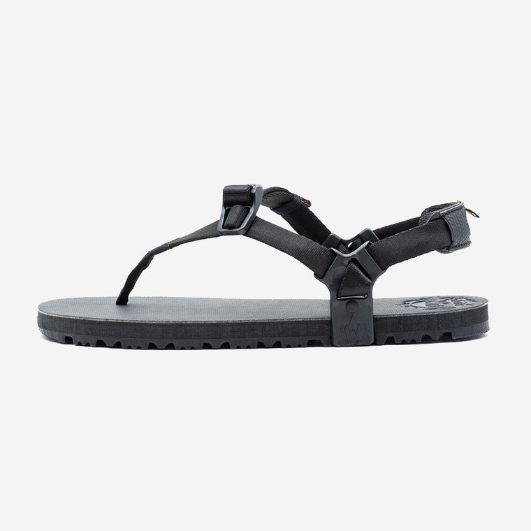 LUNAcycled Oso Winged Edition - Black in use
