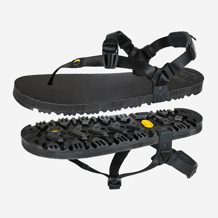Oso Winged Edition sandal - Black - pair with outsole view