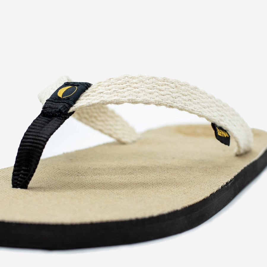 LUNA Chancla Hemp 🇺🇸 - strap knot close-up