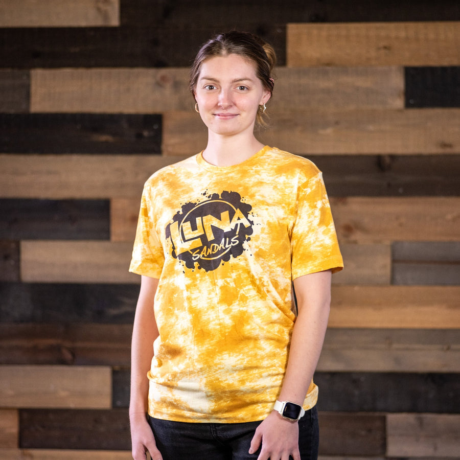 "RUN FREE" LUNA SPLASH TIE-DYE TEE T-SHIRT - worn by model, front