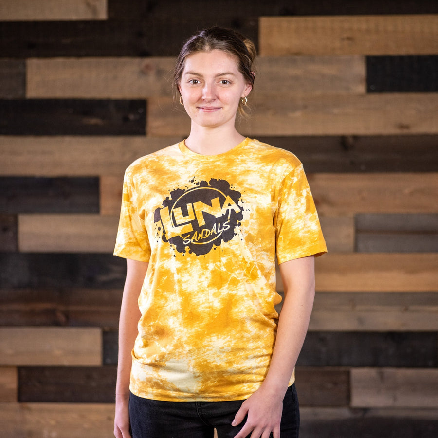 "RUN FREE" LUNA SPLASH TIE-DYE TEE T-SHIRT - worn by model