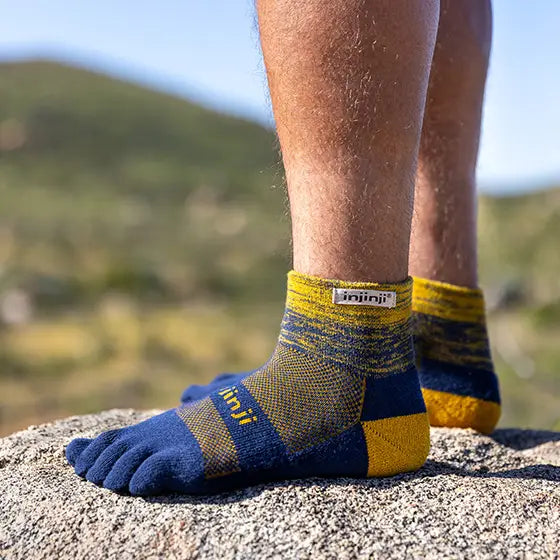 Injinji Trail Crew Midweight Toe Socks - Granite