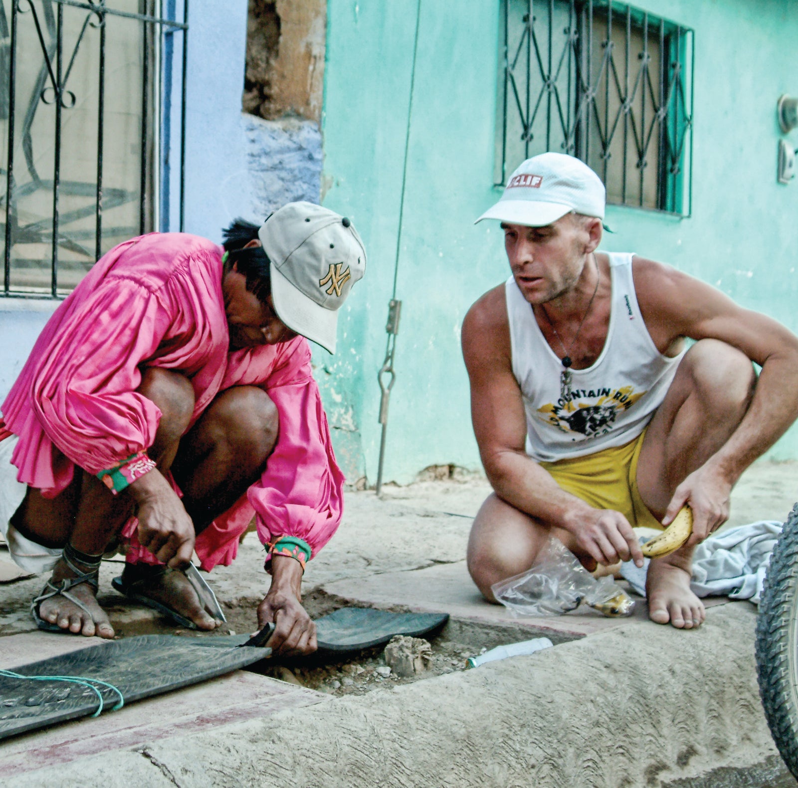 LUNA Sandals - Manuel Luna & Barefoot Ted