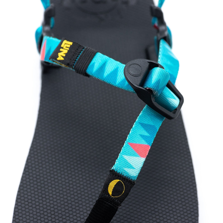 LUNAcycled Mono Winged Edition - Mountain Crystal - strap macro