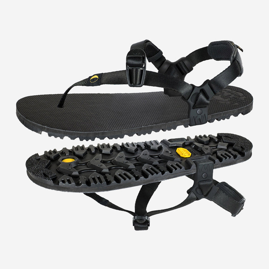 Oso Flaco Winged Edition sandal - Black - pair with outsole view