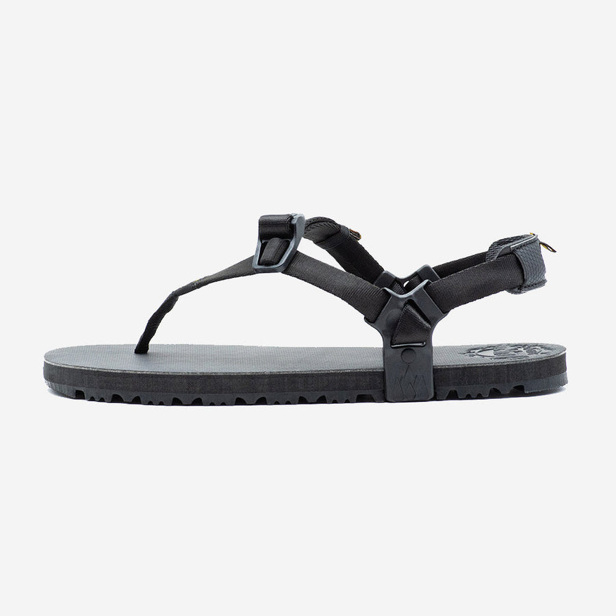 Oso Winged Edition sandal - Black - outside profile